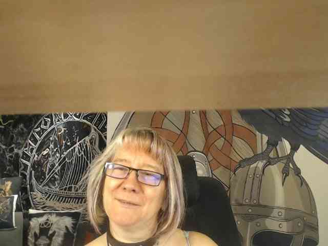 90dTitten webcam