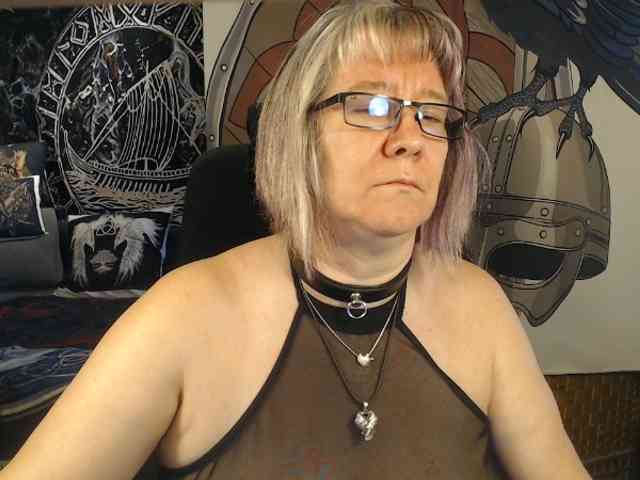 90dTitten webcam