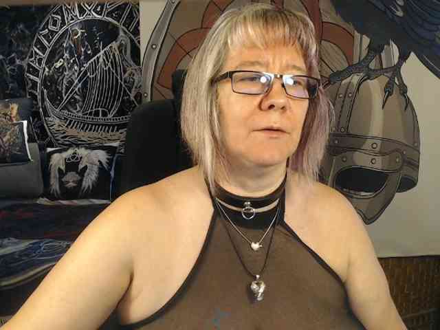 90dTitten webcam