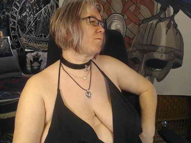 camsex online 90dTitten