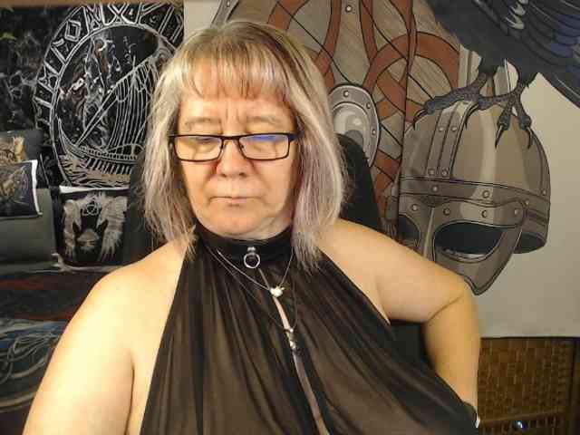 90dTitten webcam