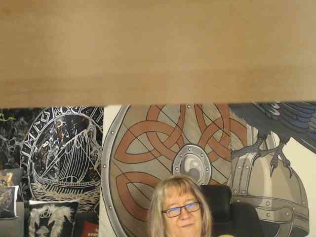 90dTitten webcam