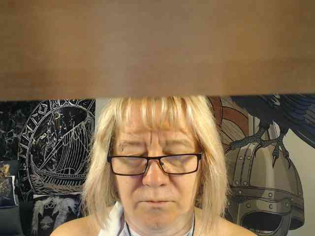 90dTitten webcam