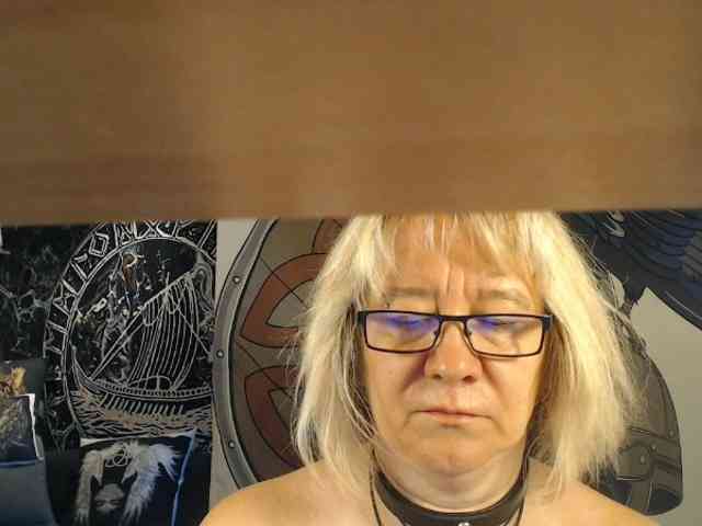 90dTitten webcam