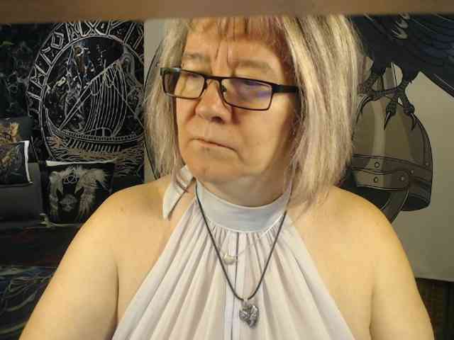 90dTitten webcam