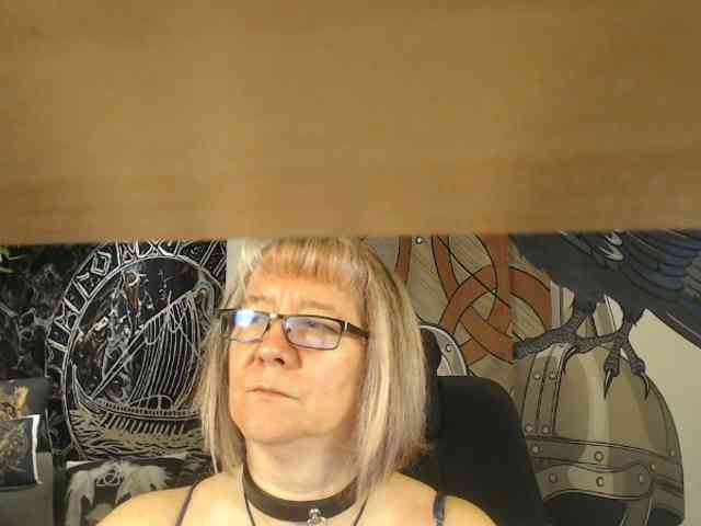 90dTitten webcam