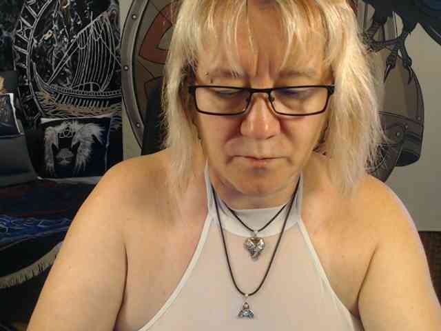 90dTitten webcam
