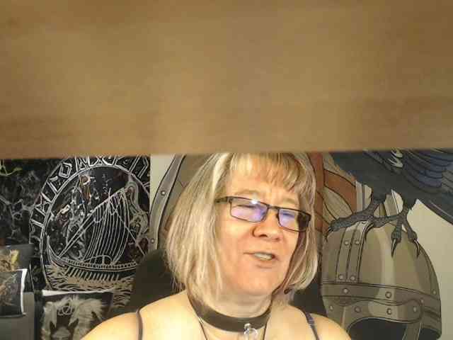 90dTitten webcam