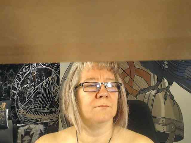 90dTitten's webcam live show