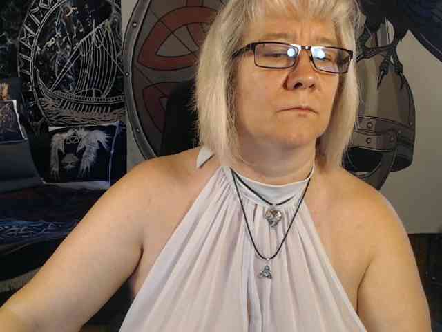90dTitten webcam