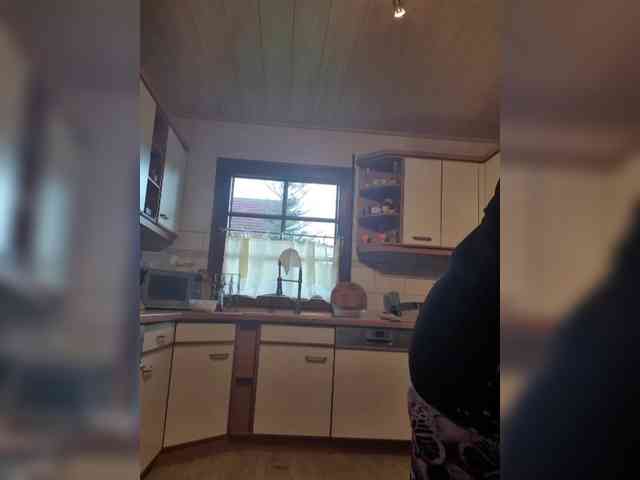 90dTitten webcam