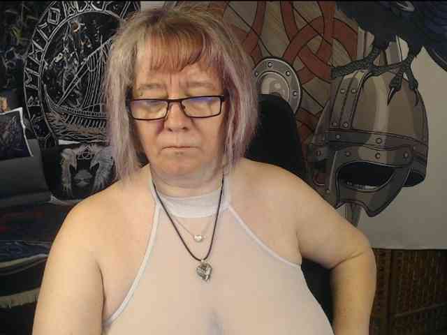 90dTitten webcam