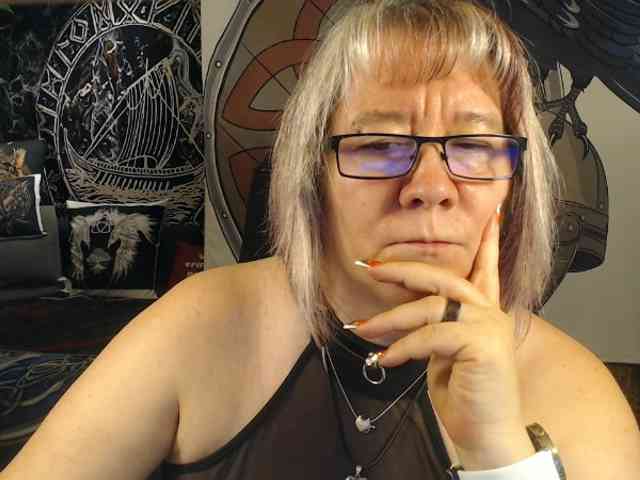 90dTitten webcam