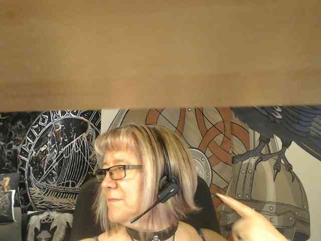 90dTitten webcam