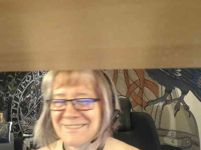 90dTitten webcam
