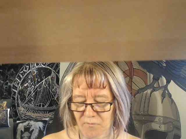 90dTitten webcam