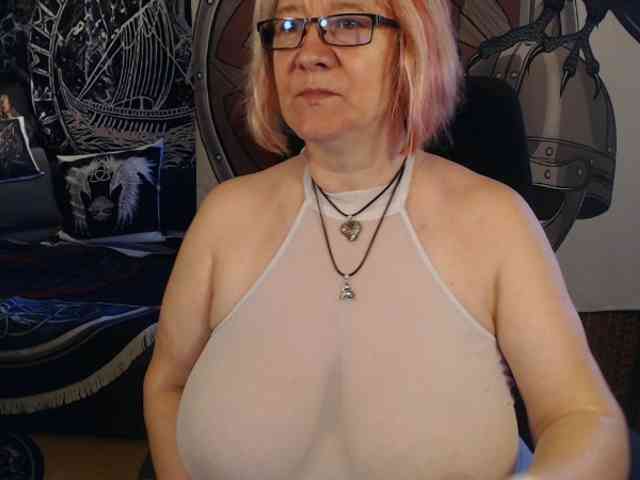90dTitten webcam