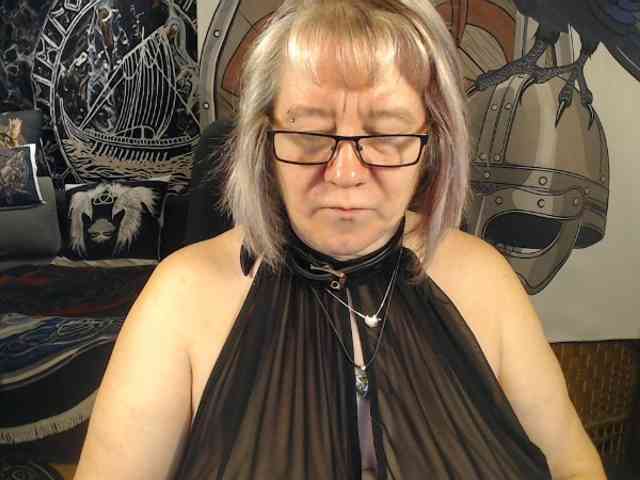 90dTitten webcam