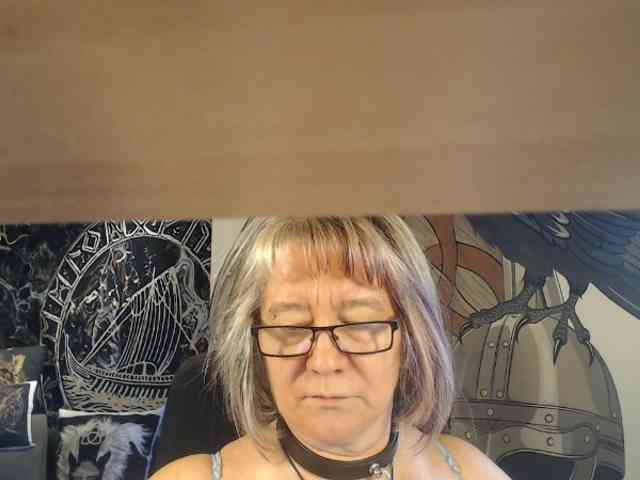 90dTitten webcam