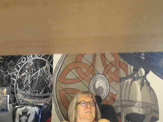90dTitten webcam
