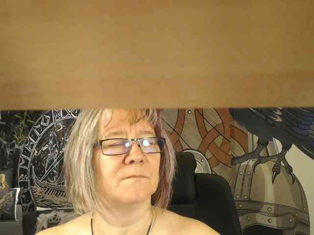 90dTitten webcam