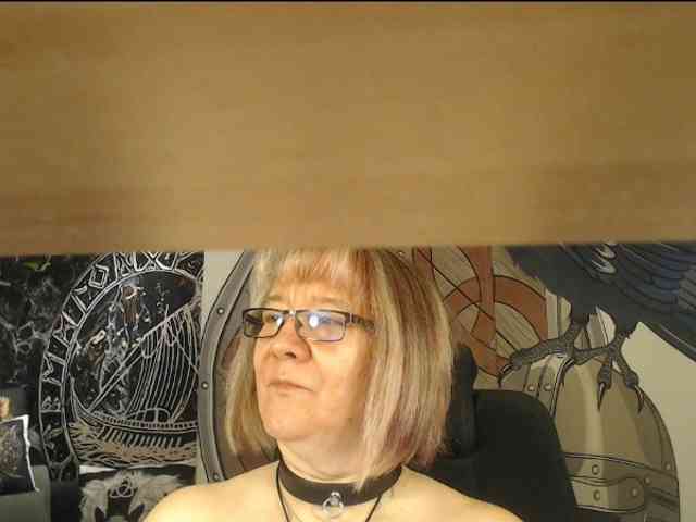 90dTitten webcam