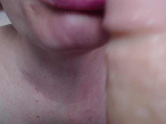 NatyFlower's BongaCams show and profile