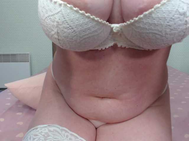 NatyFlower's BongaCams show and profile