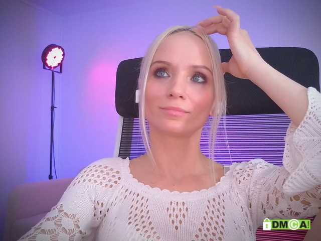 purple-love's BongaCams show and profile