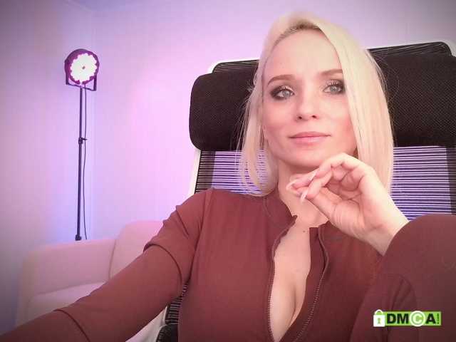 purple-love's BongaCams show and profile