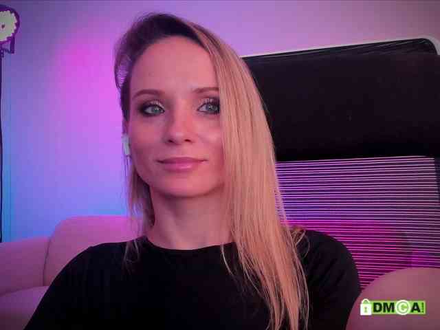 Louise_Dance webcam