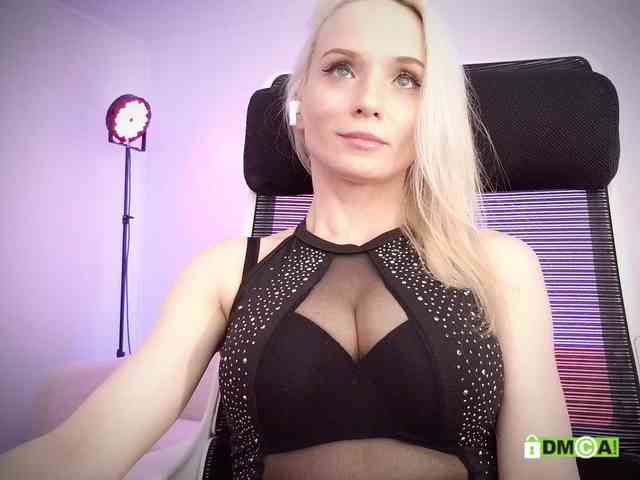 Louise_Dance webcam