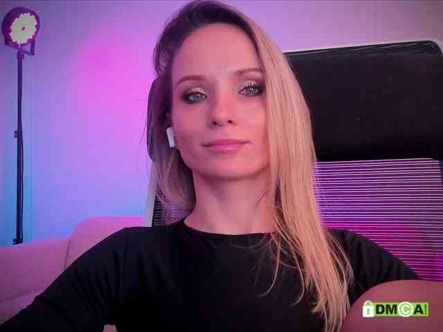 Louise_Dance webcam