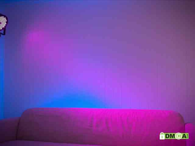 Louise_Dance webcam