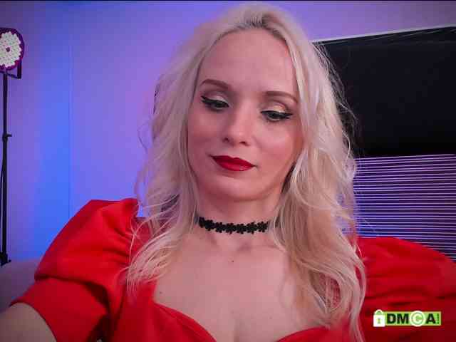 Louise_Dance webcam