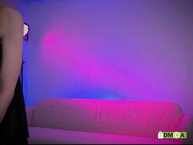 Louise_Dance webcam