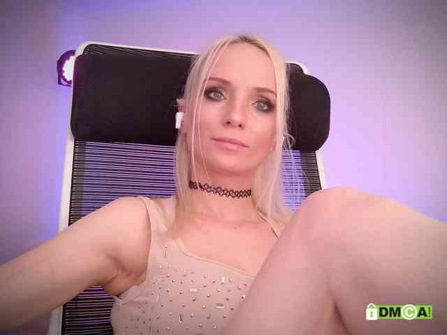 Louise_Dance webcam
