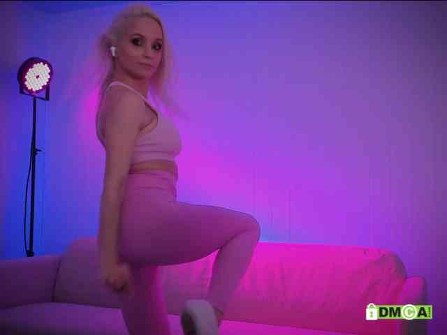 Louise_Dance webcam