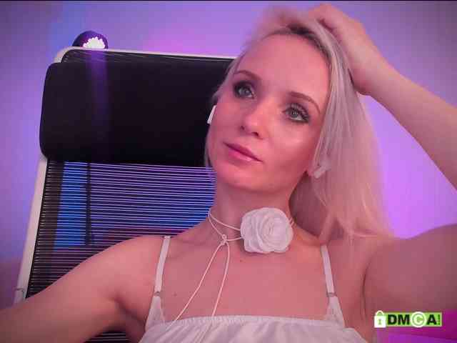 real webcam Purple-love