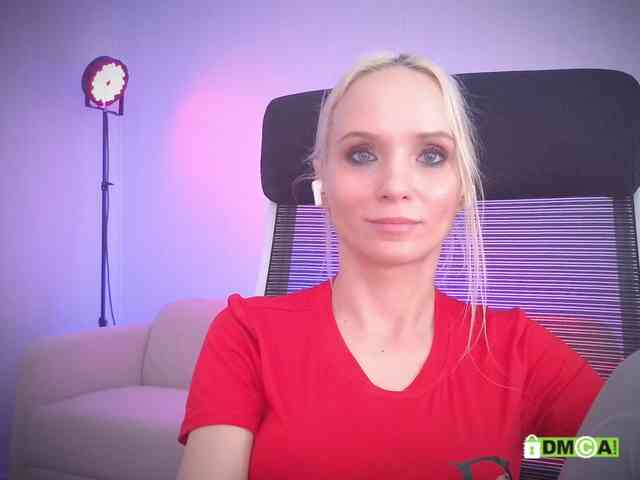 Louise_Dance webcam