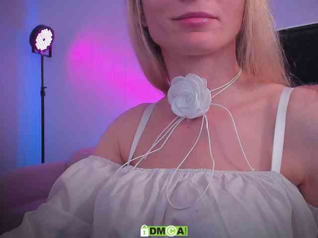 Louise_Dance webcam