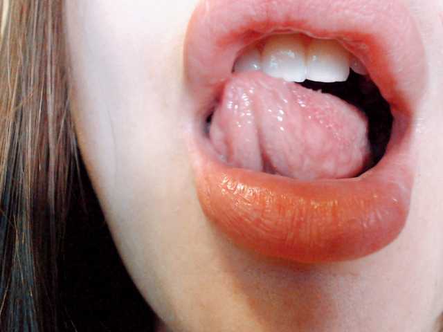 hotmiamix's BongaCams show and profile