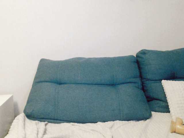 hotmiamix's BongaCams show and profile