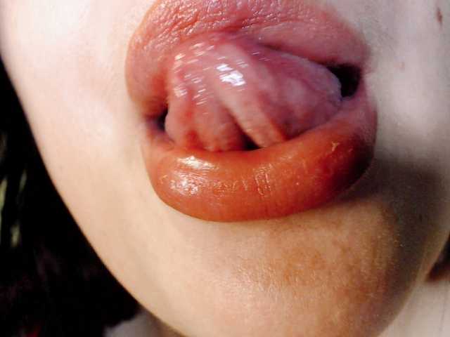 hotmiamix's BongaCams show and profile