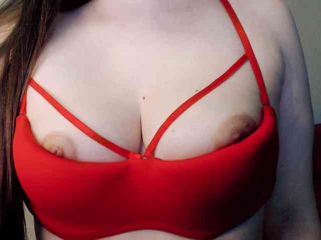 hotmiamix Live Webcam on BongaCams