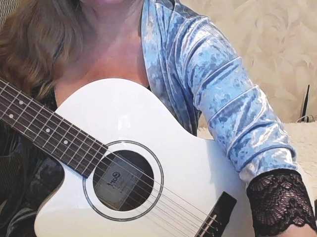 Lady-Erata's BongaCams show and profile