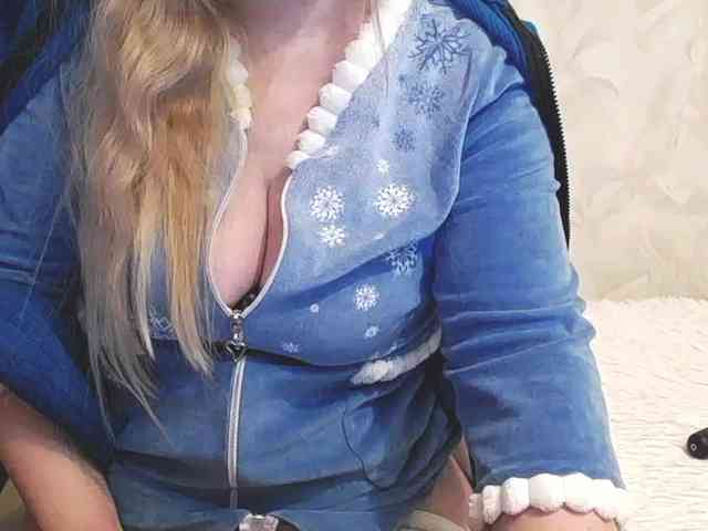 Lady-Erata Live Webcam on BongaCams