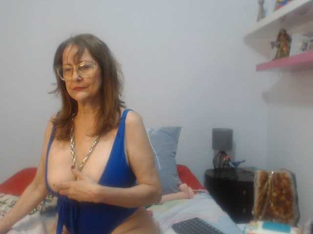 CindyCraw's BongaCams show and profile