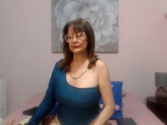CindyCraw's BongaCams show and profile