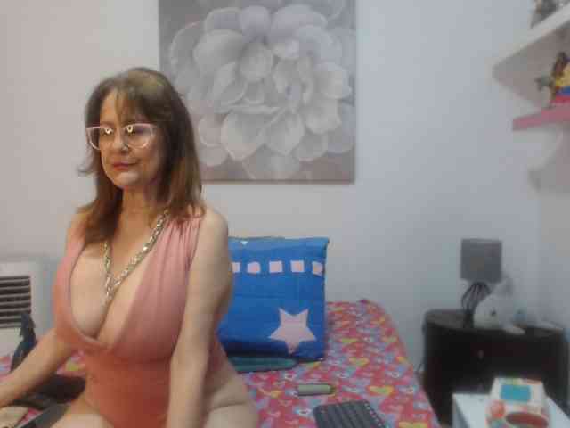 CindyCraw Live Webcam on BongaCams